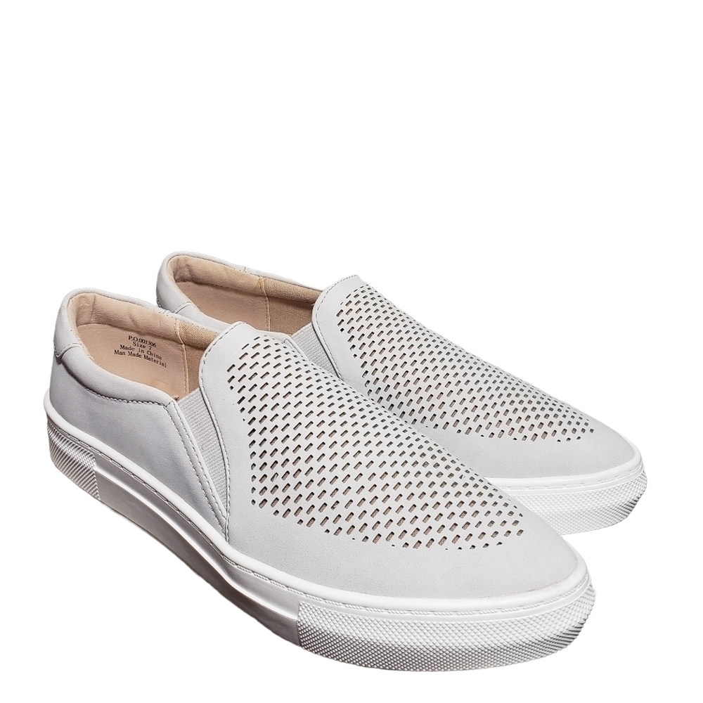 Journee Faybia Gray Slip On Flat Fashion Sneakers  Sz 7